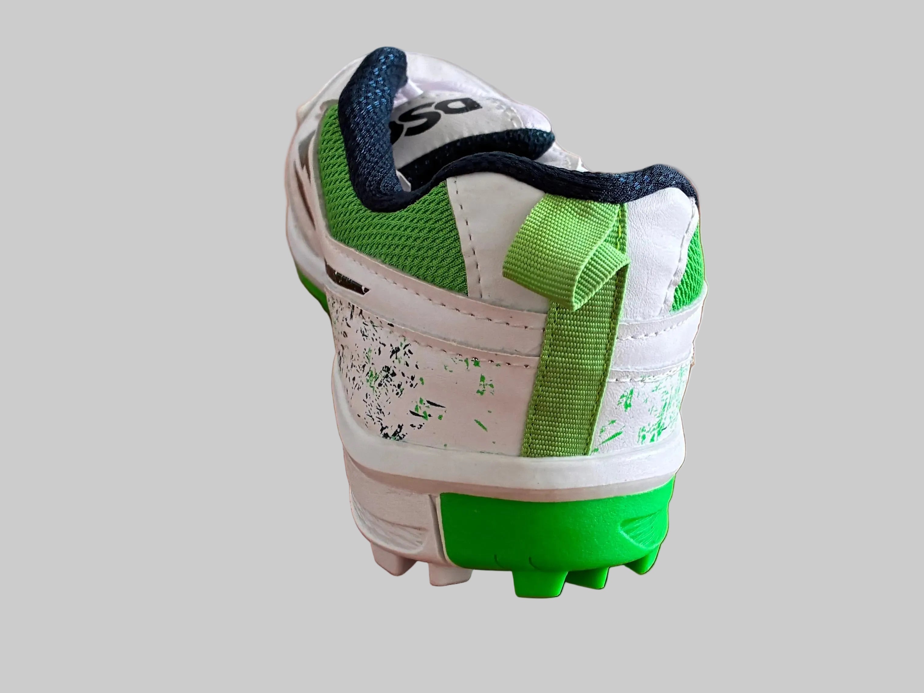 DSC Zooter XT Cricket Shoes | Lightweight Grip & Comfort | Sizes 5–9