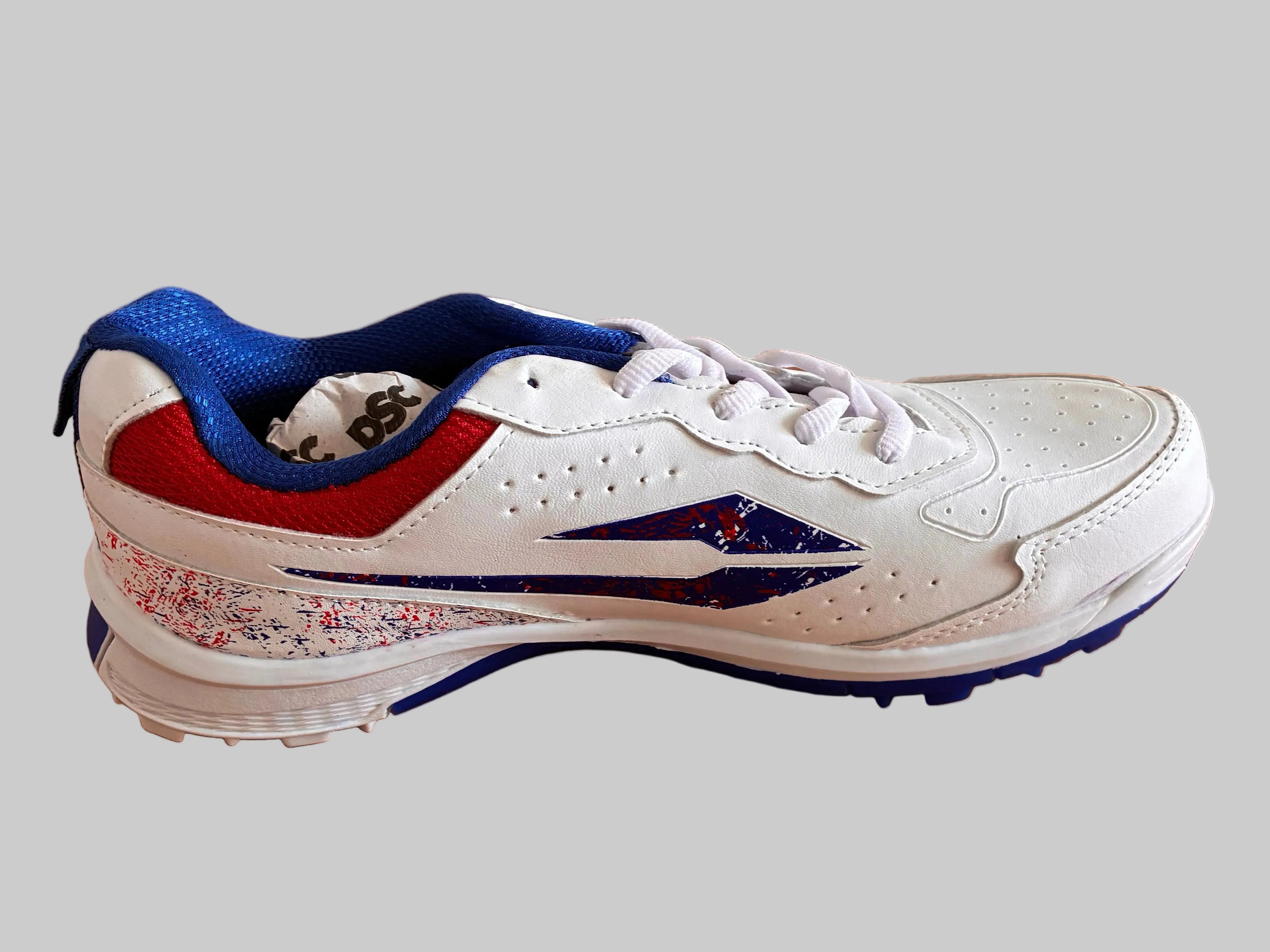 DSC Zooter XT Cricket Shoes | Lightweight Grip & Comfort | Sizes 5–9